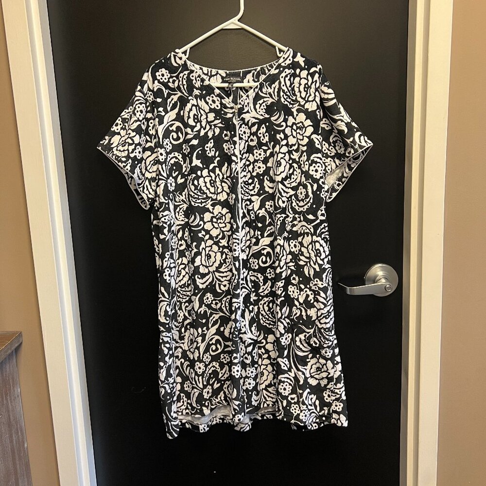 Miss Elaine Terry Women's Robe